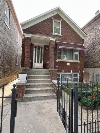 3820 S Honore St., Chicago, IL 60609