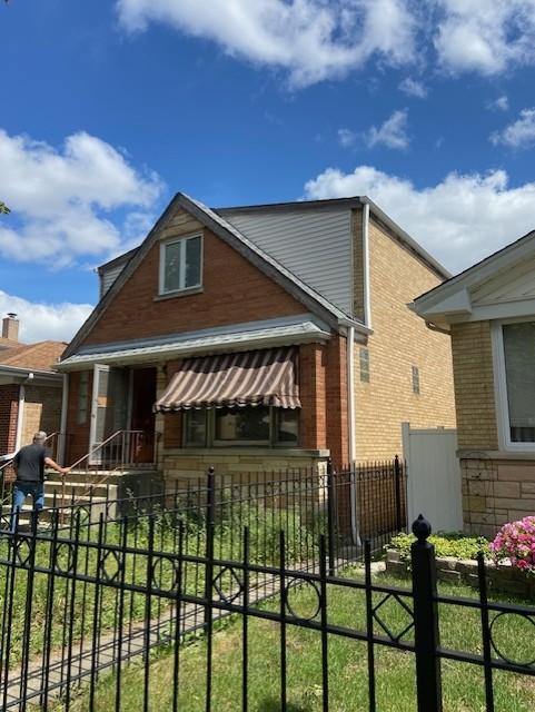 3447 N Ozark Ave., Chicago, IL 60634
