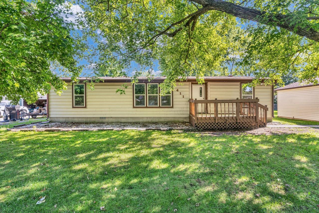 411 W Pearl St., Thomasboro, IL 61878