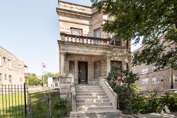 3820 W Jackson Blvd., Chicago, IL 60624
