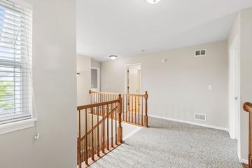 2863 Falling Waters Ln., Lindenhurst, IL 60046