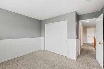 2863 Falling Waters Ln., Lindenhurst, IL 60046