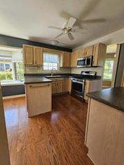 343 Ascot Ln., Streamwood, IL 60107