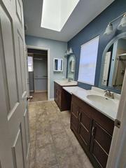 343 Ascot Ln., Streamwood, IL 60107