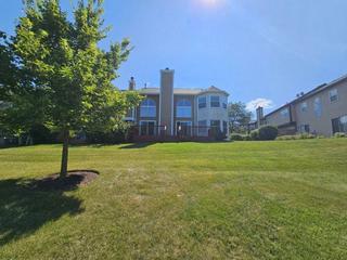 343 Ascot Ln., Streamwood, IL 60107