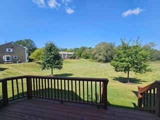 343 Ascot Ln., Streamwood, IL 60107