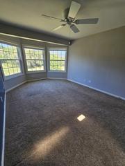 343 Ascot Ln., Streamwood, IL 60107