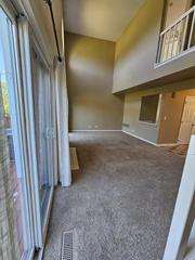 343 Ascot Ln., Streamwood, IL 60107