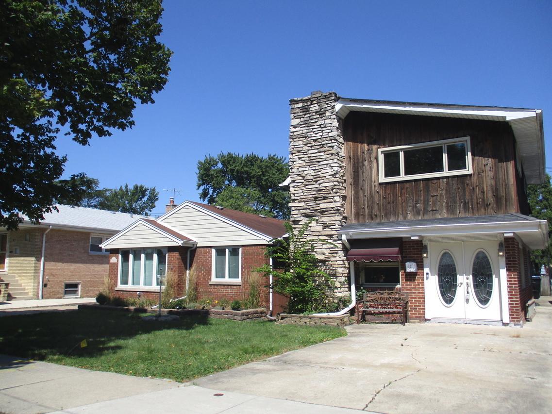 3920 W 107th St., Chicago, IL 60655