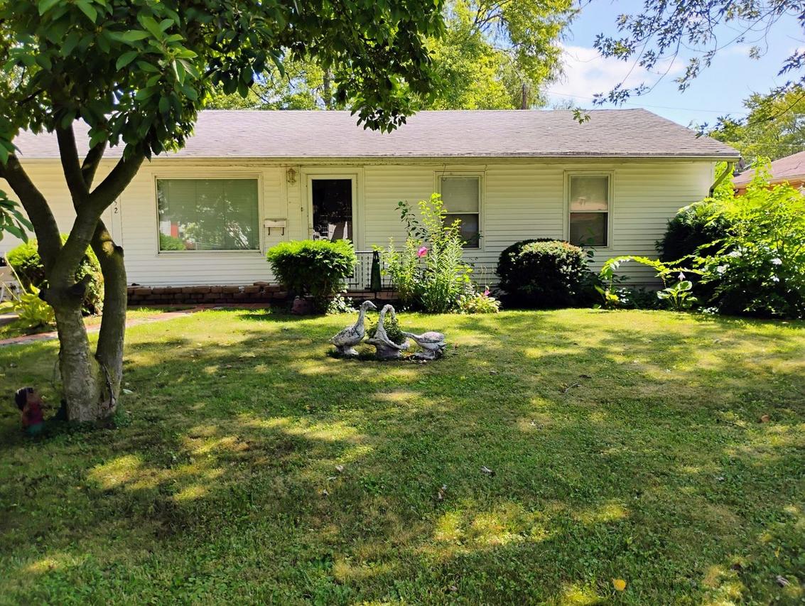 352 S Hillcrest Ave., Kankakee, IL 60901