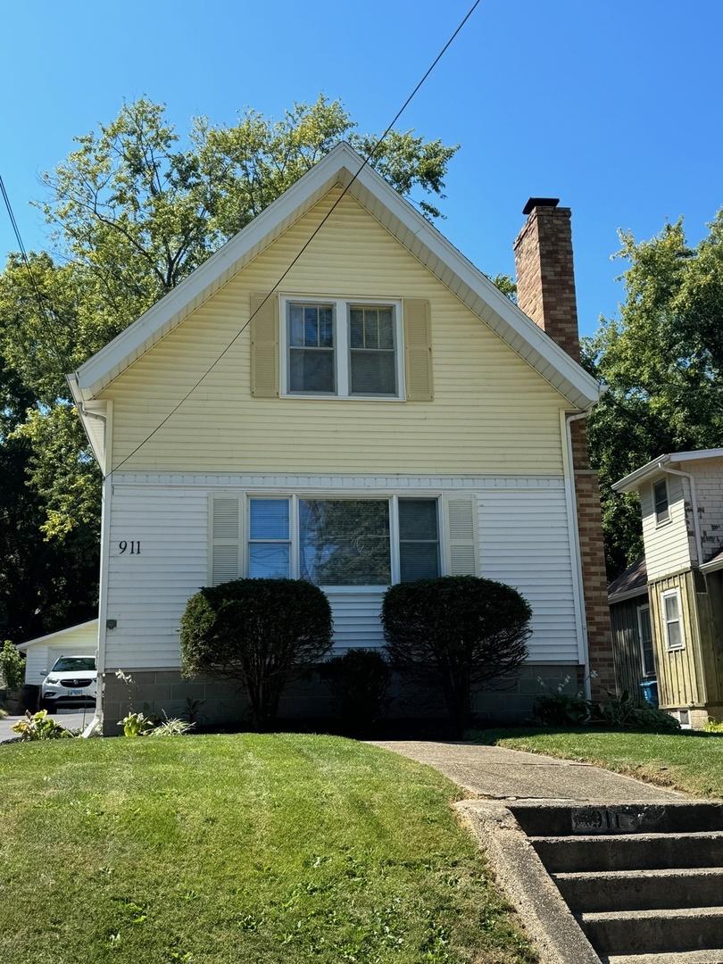 911 S Ottawa Ave., Dixon, IL 61021