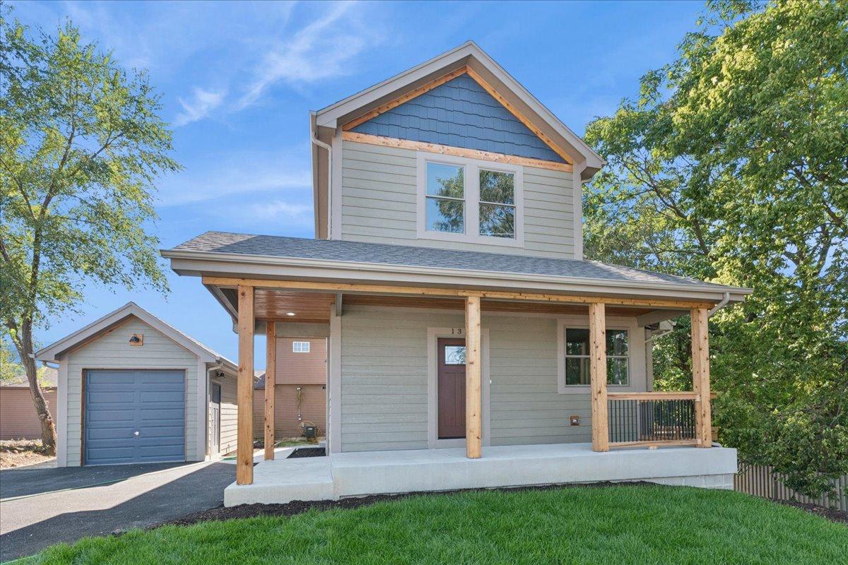 135 W 18th St., Lockport, IL 60441