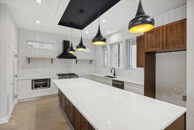 7817 S Chappel Ave., Chicago, IL 60649