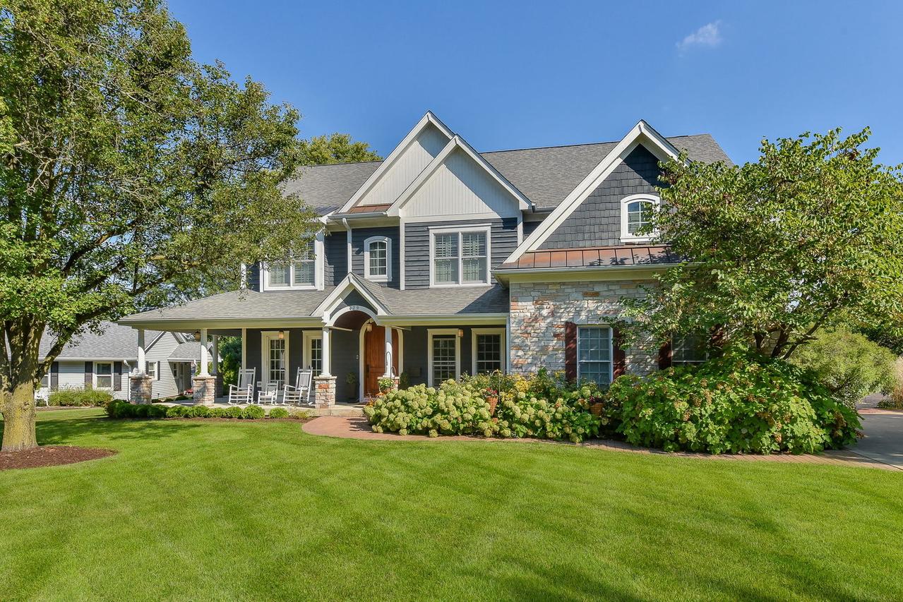 429 Parkway Dr., Wheaton, IL 60187