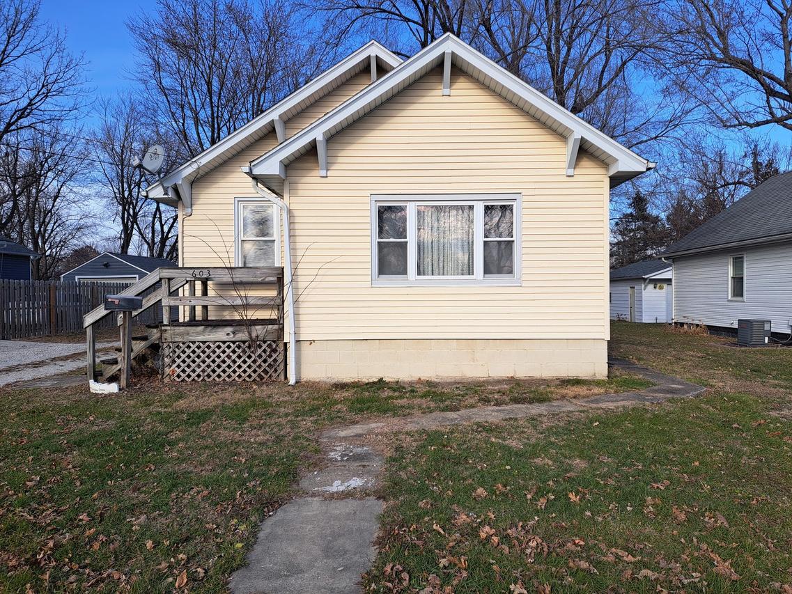 603 E Columbia St., Litchfield, IL 62056