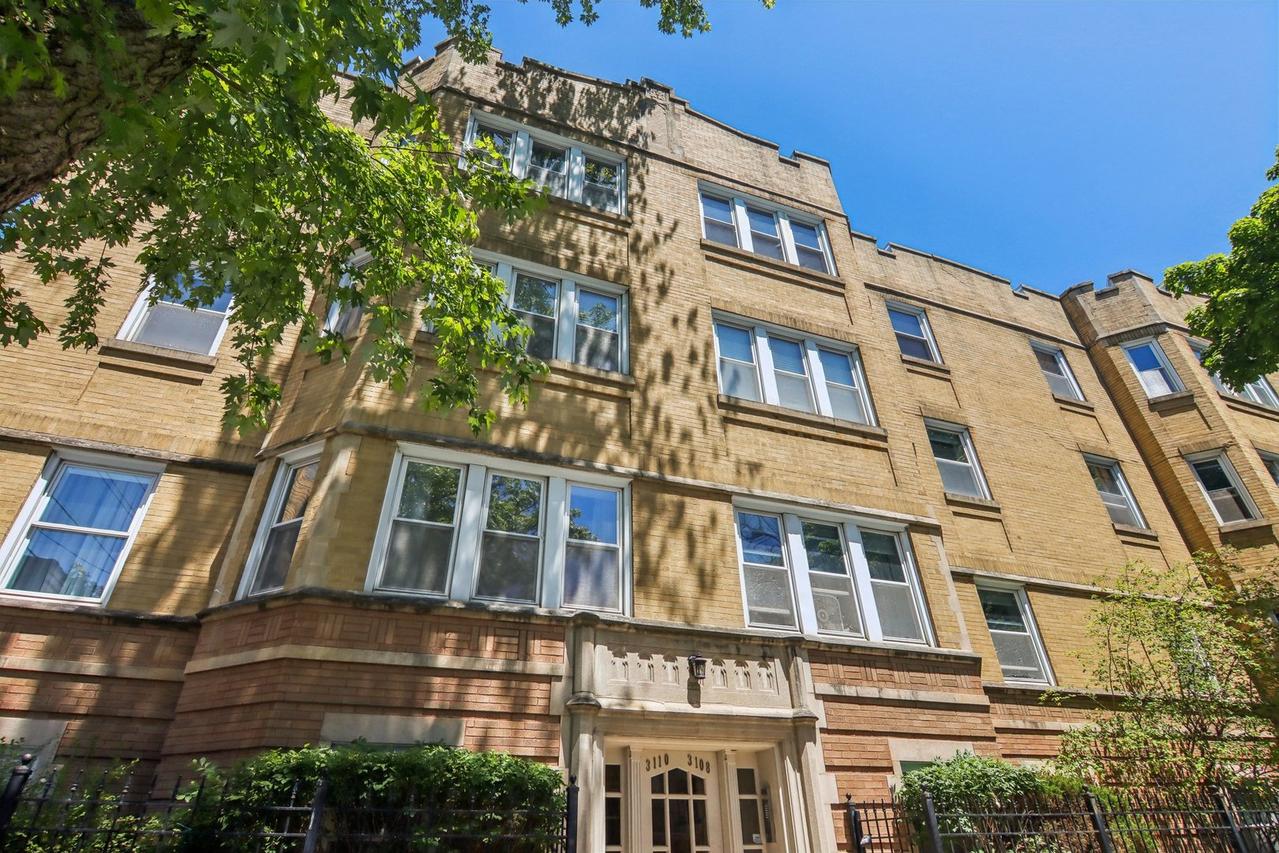 3110 W Berteau Ave. #1, Chicago, IL 60618