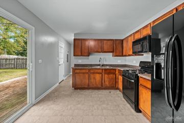 412 Cherry Valley Rd., Vernon Hills, IL 60061