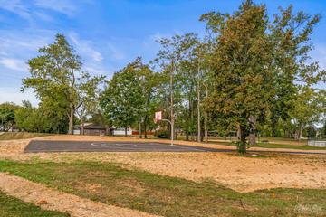 412 Cherry Valley Rd., Vernon Hills, IL 60061