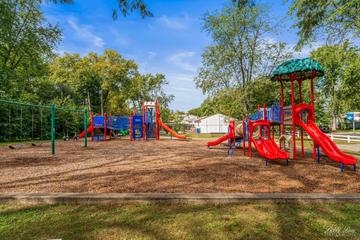 412 Cherry Valley Rd., Vernon Hills, IL 60061