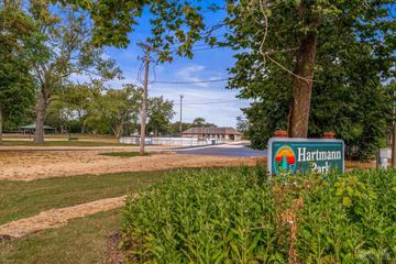 412 Cherry Valley Rd., Vernon Hills, IL 60061