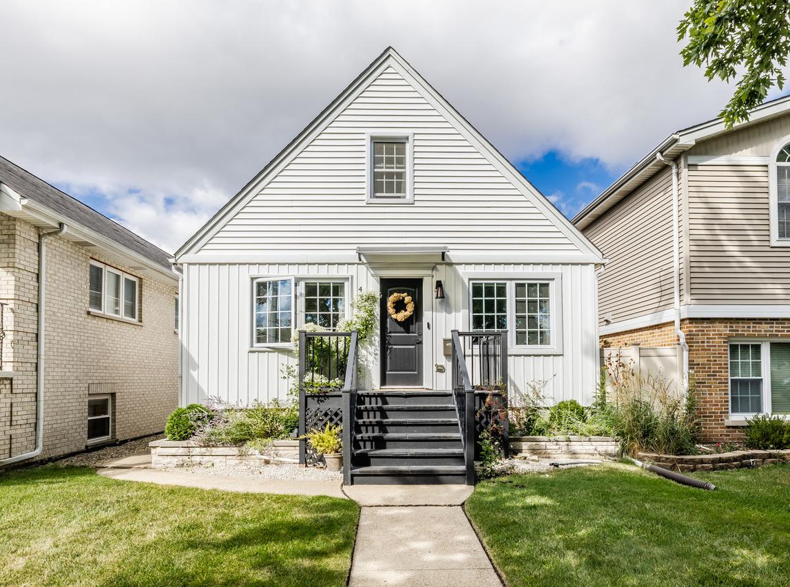 4316 N New England Ave., Harwood Heights, IL 60706