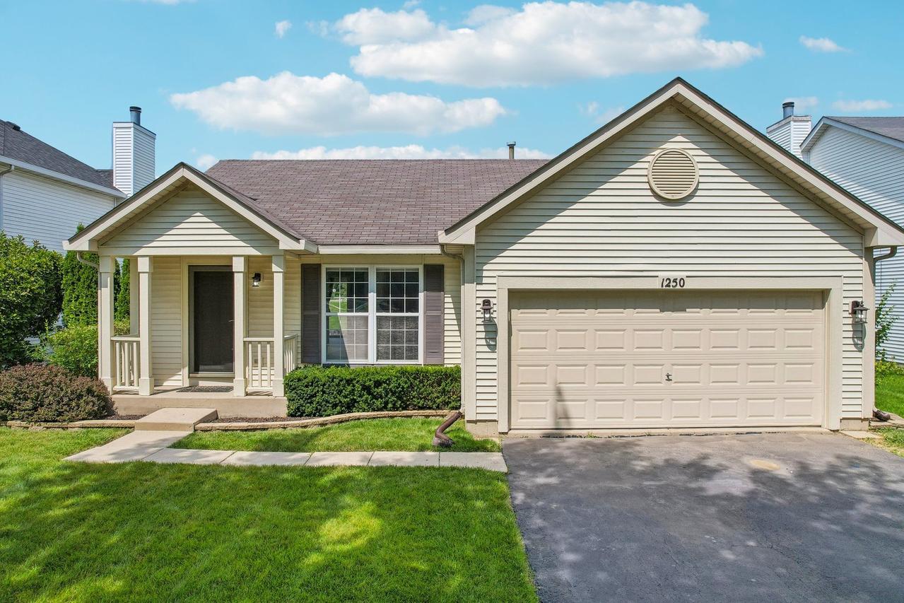1250 E Greystone Dr., Round Lake Beach, IL 60073