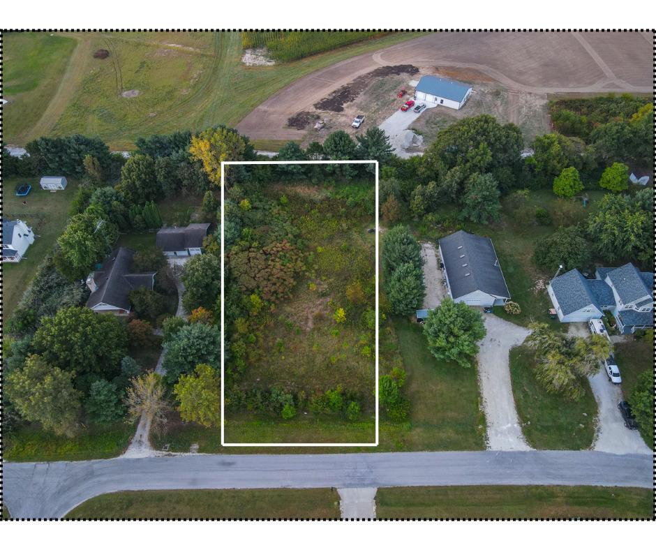 5602 Anita Dr., St. Anne, IL 60964