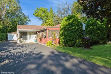 1834 Monroe Ave., Glenview, IL 60025