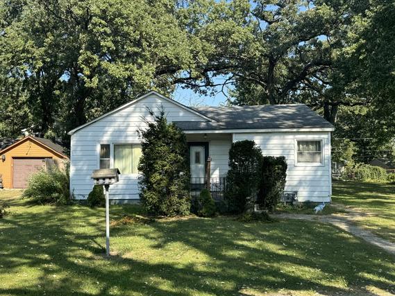3014 Victoria Ave., Mchenry, IL 60050
