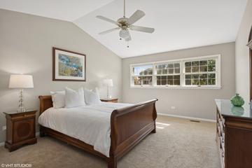 1516 Virginia Ave., Libertyville, IL 60048