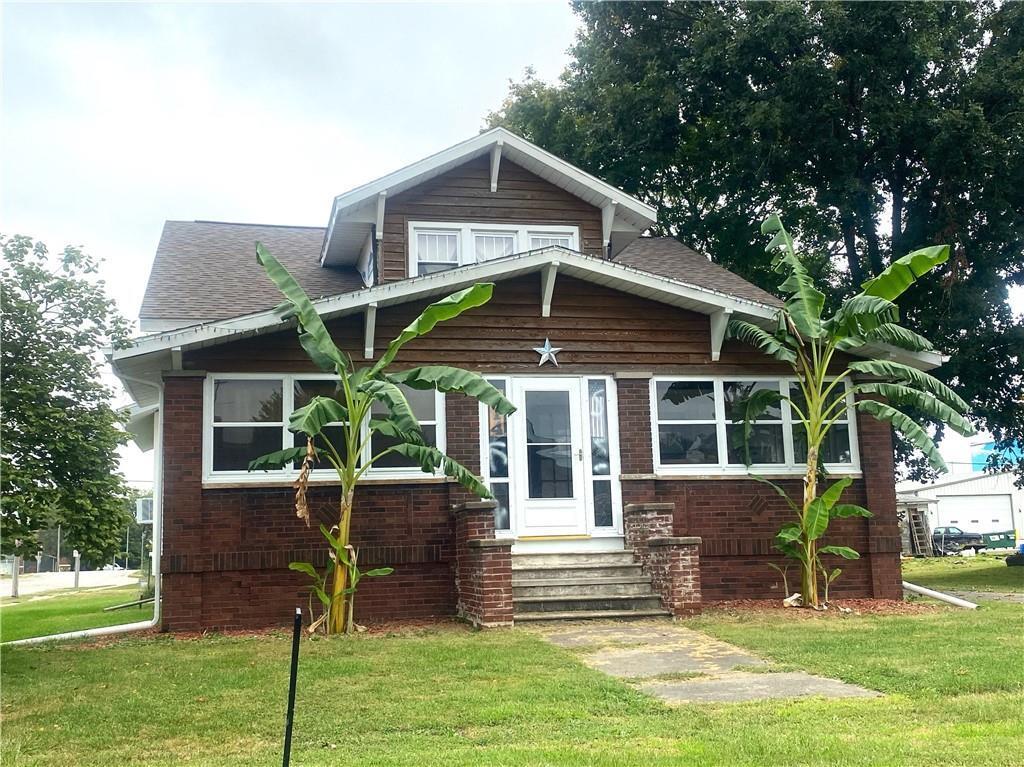 214 N Walnut St., Assumption, IL 62510