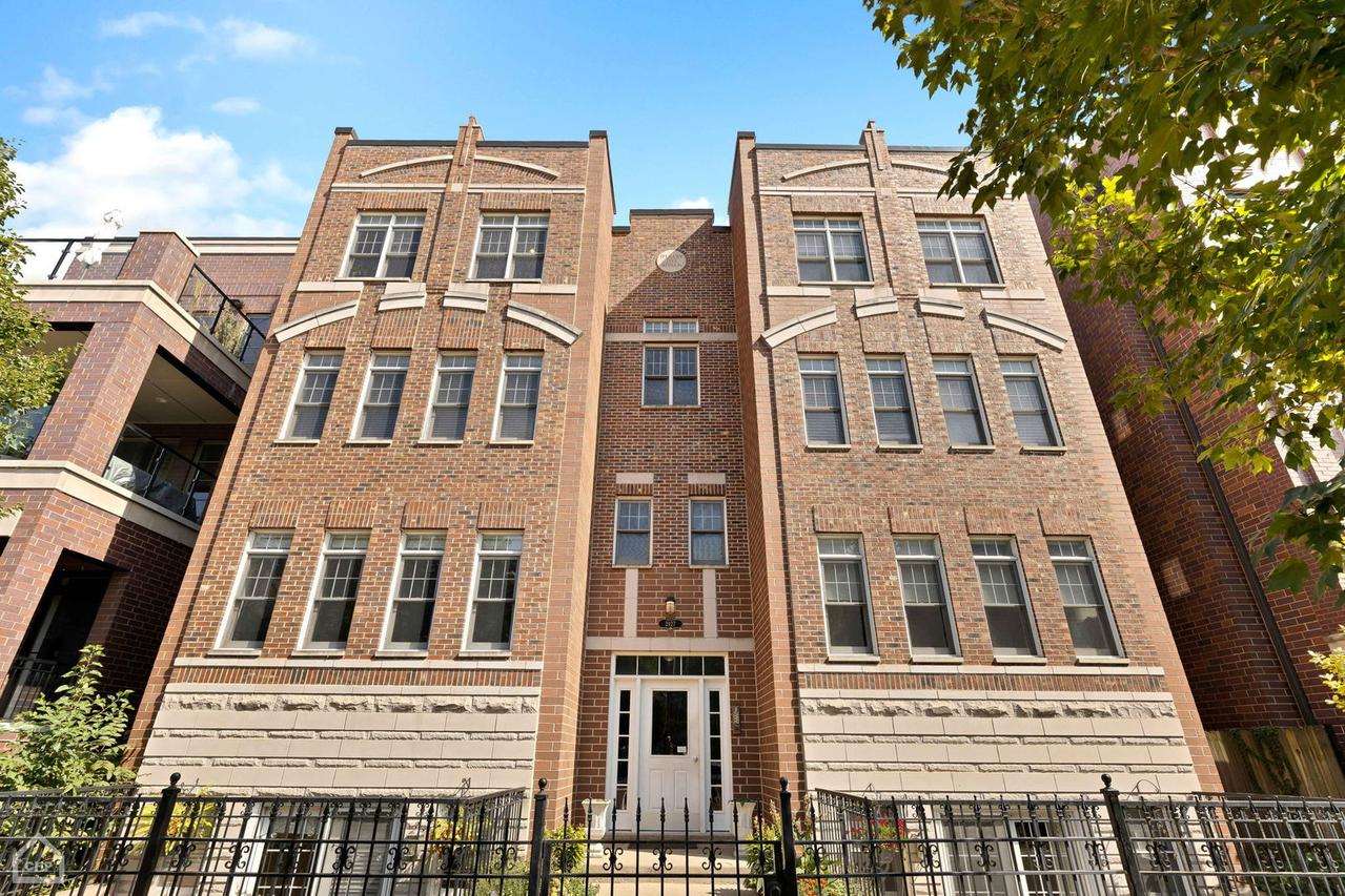 [Address Hidden by Seller], Chicago, IL 60613