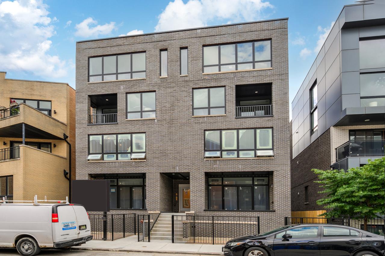 1533 W Fry St. #3E, Chicago, IL 60642