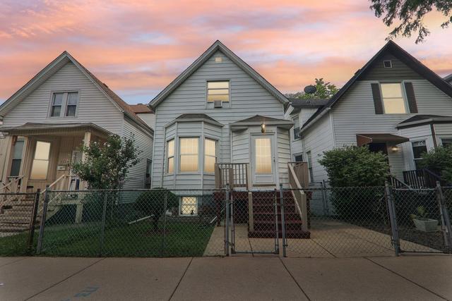 3119 W Cortland St., Chicago, IL 60647
