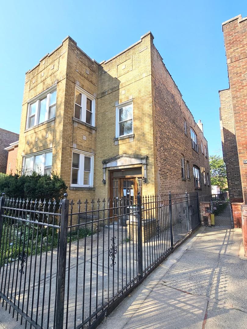 6336 S Eberhart Ave., Chicago, IL 60637