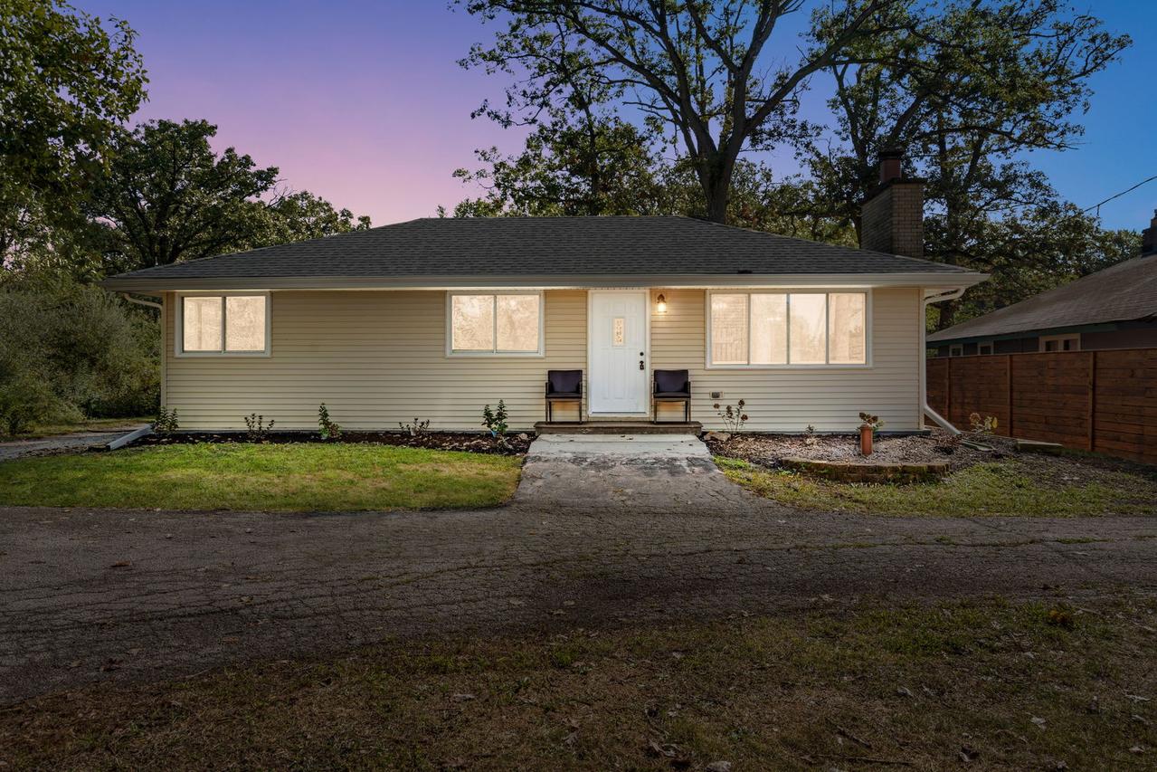 23921 S Kings Rd., Crete, IL 60417