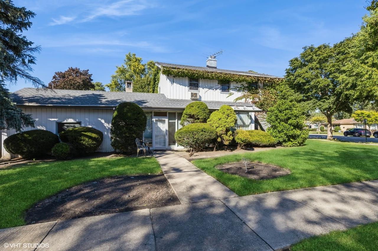 8600 E Prairie Rd., Skokie, IL 60076