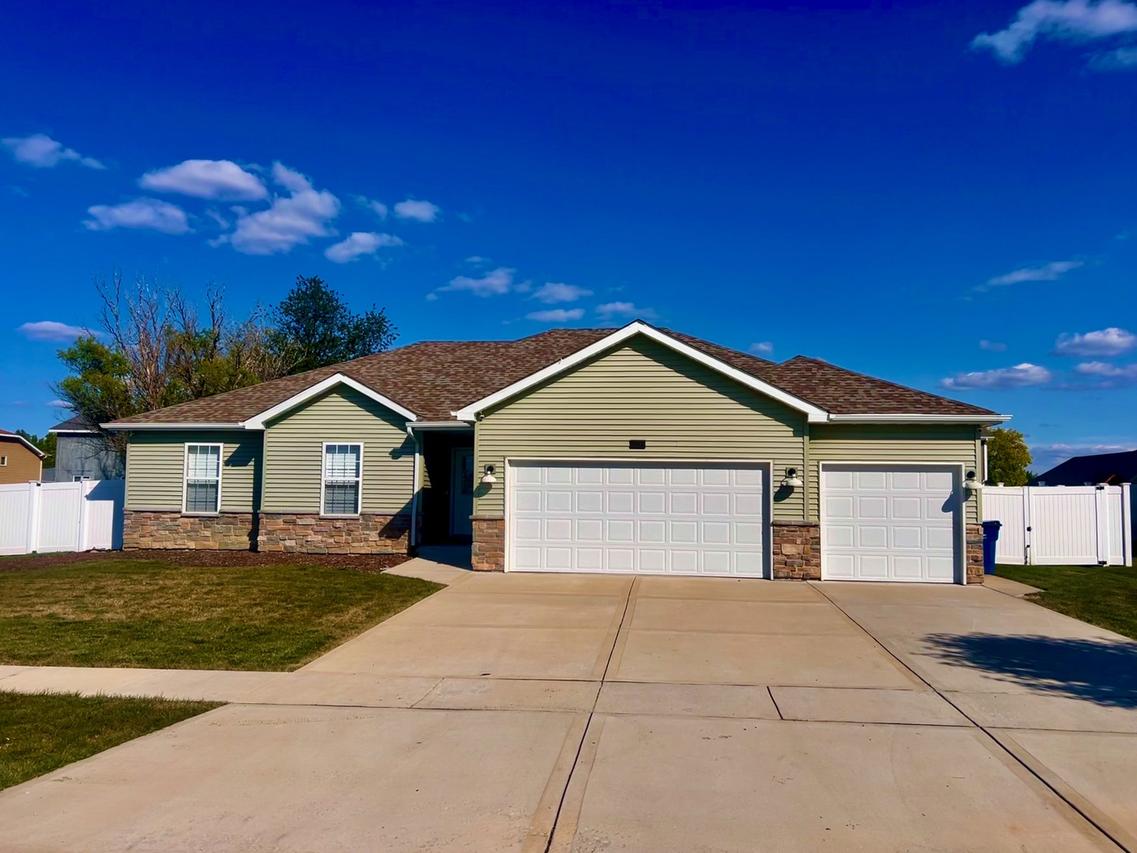 2331 Chestnut Ln., Morris, IL 60450