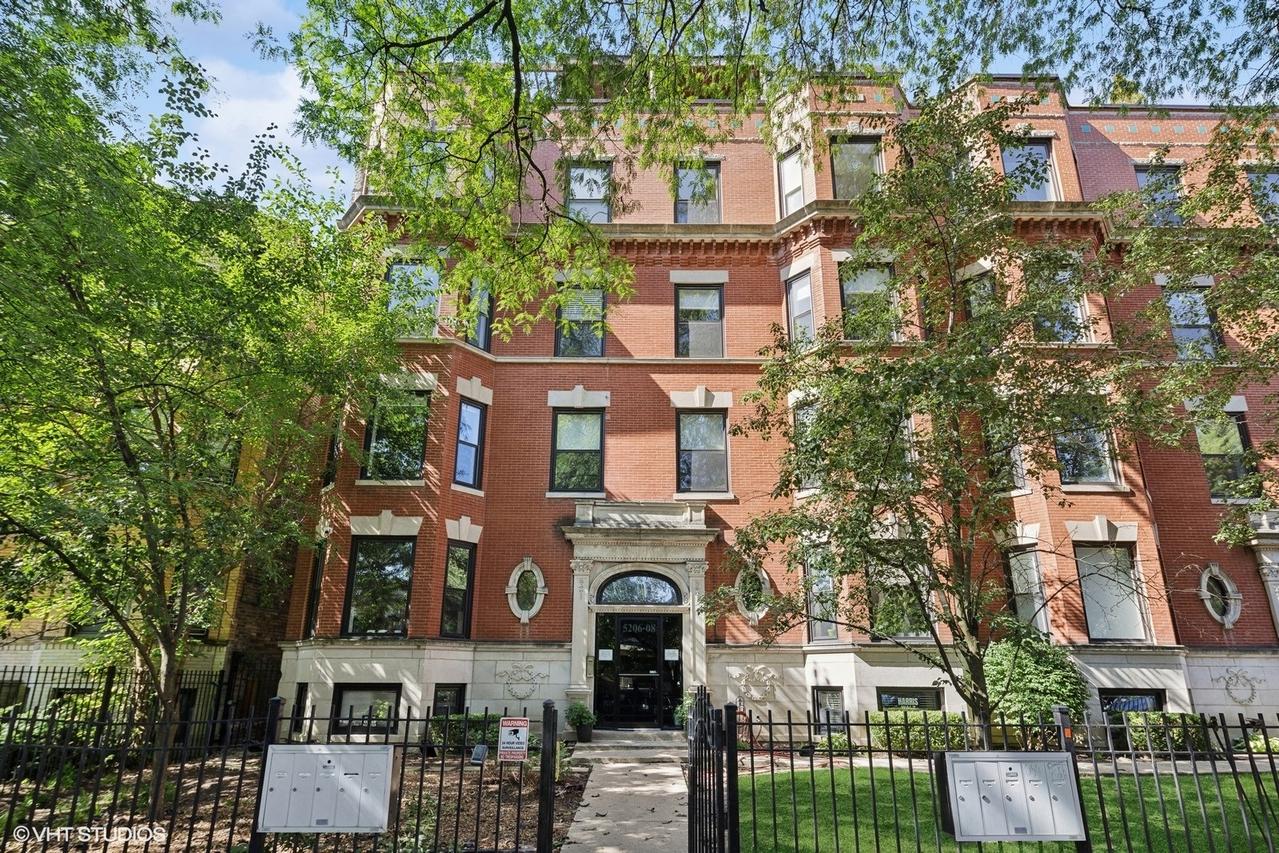 5208 N Winthrop Ave. #2, Chicago, IL 60640