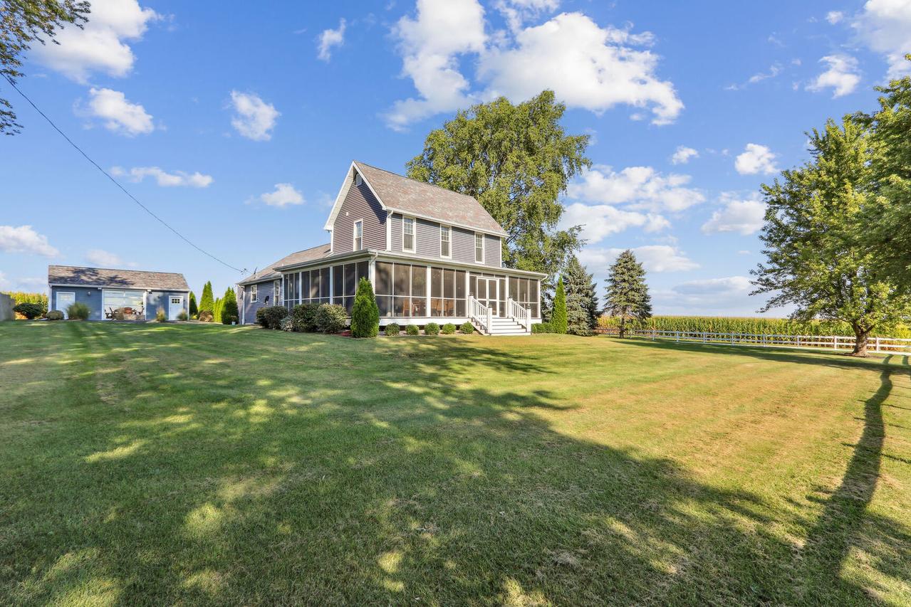 5511 N Martin Rd., Champaign, IL 61822