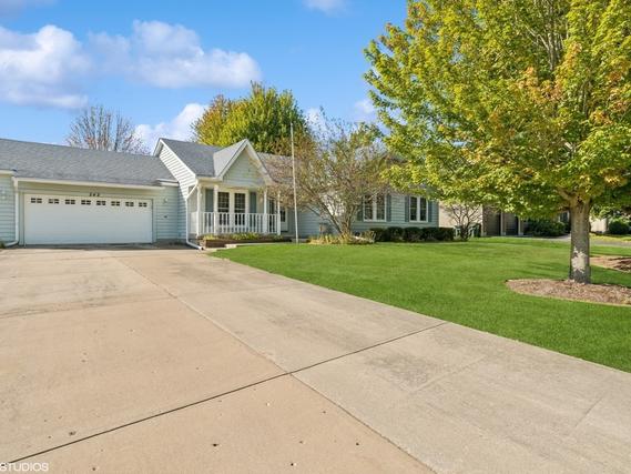 242 Old Darby Ln., Winthrop Harbor, IL 60096