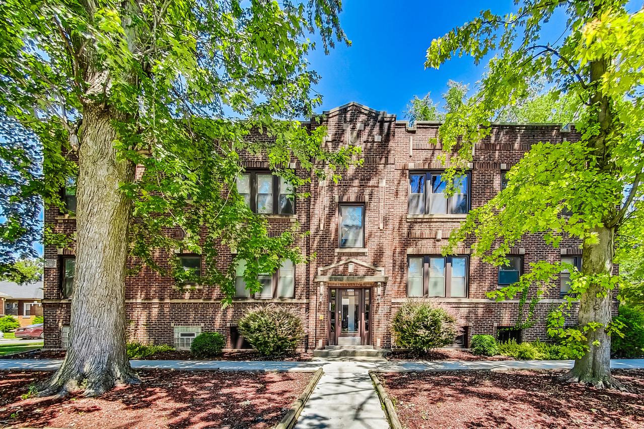 8157 S Luella Ave., Chicago, IL 60617