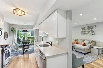 405 Stevenson Pl., Vernon Hills, IL 60061