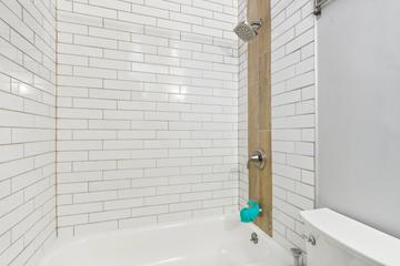 405 Stevenson Pl., Vernon Hills, IL 60061