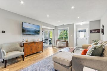 405 Stevenson Pl., Vernon Hills, IL 60061