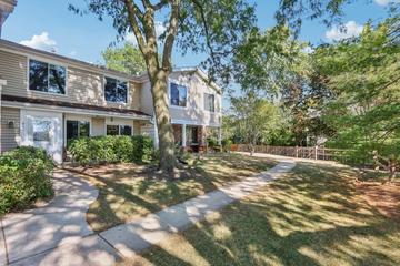 405 Stevenson Pl., Vernon Hills, IL 60061