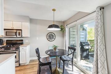 405 Stevenson Pl., Vernon Hills, IL 60061