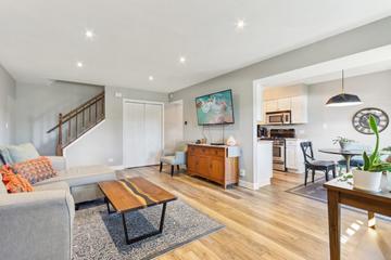 405 Stevenson Pl., Vernon Hills, IL 60061