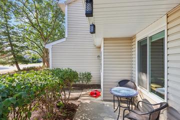 405 Stevenson Pl., Vernon Hills, IL 60061