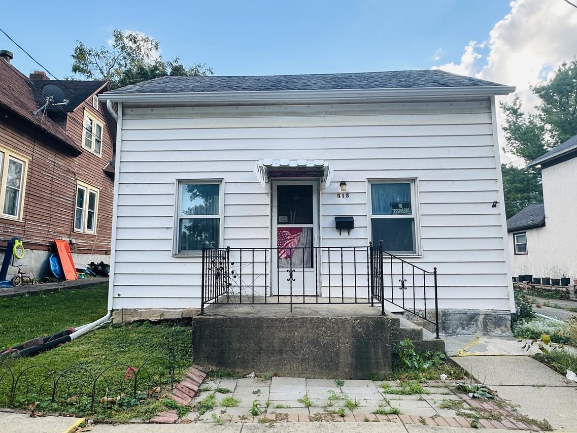 515 W Addison St., Freeport, IL 61032